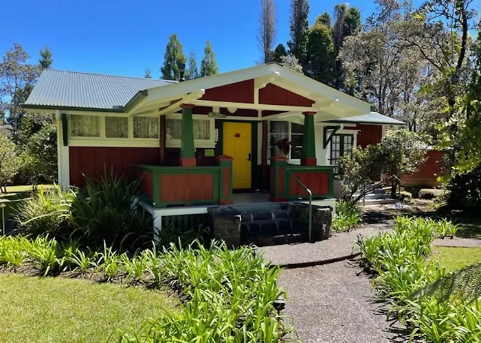 Volcano Teapot Cottage